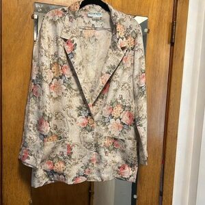 Willow Ridge Floral Linen Blazer in Cream and Pink